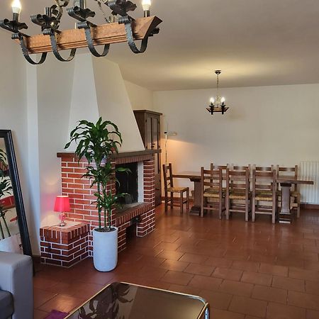 Appartamento Con Camino In Centro Storico Bevagna Zewnętrze zdjęcie